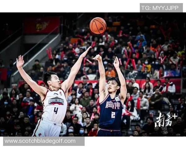 广东队与江苏同曦激战正酣谁能在这场对决中笑到最后