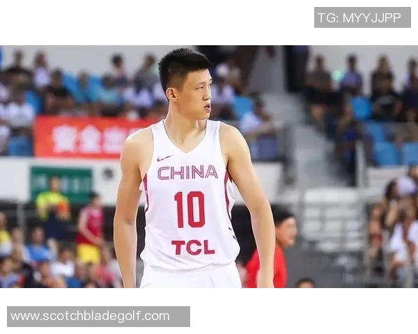 周鹏：从篮球场上的巨星到生活中的榜样，探寻他的奋斗与坚持之路