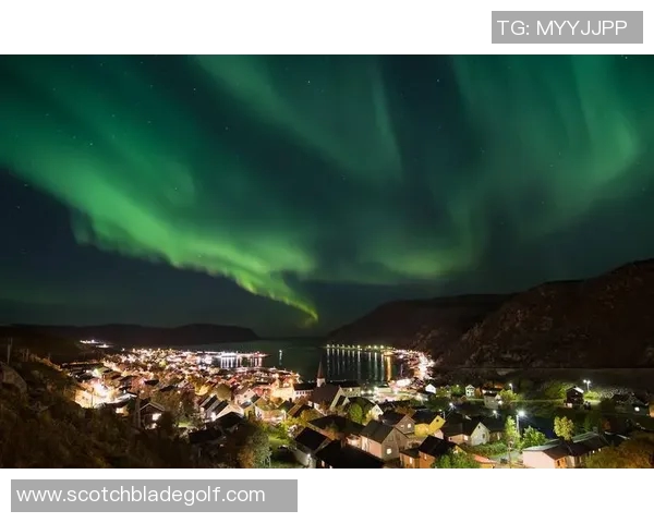 瓜达拉与纽约的文化碰撞与城市魅力的深度对比分析